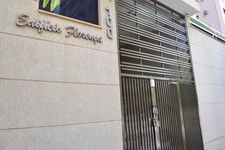 Apartamento para alugar com 120m², 3 quartos e 2 vagasFachada e portaria