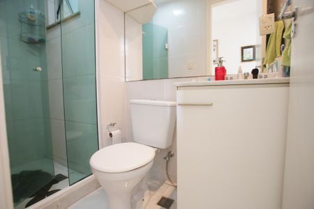 Apartamento à venda com 70m², 2 quartos e 1 vagaBanheiro Social