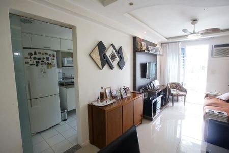 Apartamento à venda com 70m², 2 quartos e 1 vagaSala