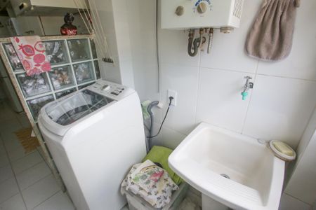Apartamento à venda com 70m², 2 quartos e 1 vagaÁrea de Serviço