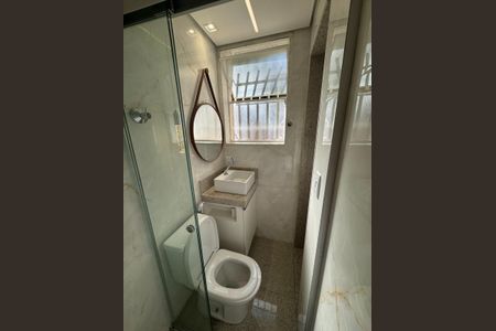 Apartamento à venda com 175m², 4 quartos e 1 vagaBanheiro Serviço 