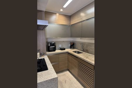 Apartamento à venda com 175m², 4 quartos e 1 vagaCozinha 