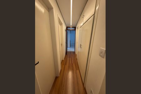 Apartamento à venda com 175m², 4 quartos e 1 vagaCorredor e Roupeiro 