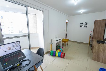 sala de apartamento à venda com 2 quartos, 57m² em Ouro Preto, Belo Horizonte