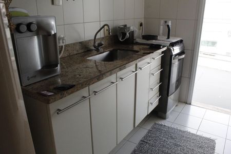 Apartamento para alugar com 83m², 2 quartos e 2 vagasCozinha