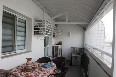 Apartamento para alugar com 83m², 2 quartos e 2 vagasVaranda