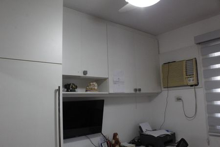 Quarto 1 de apartamento para alugar com 2 quartos, 83m² em Barra Olímpica, Rio de Janeiro