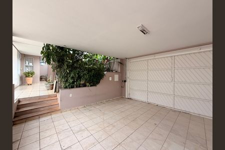 Garagem de casa à venda com 4 quartos, 500m² em Vila Agricola, Jundiaí
