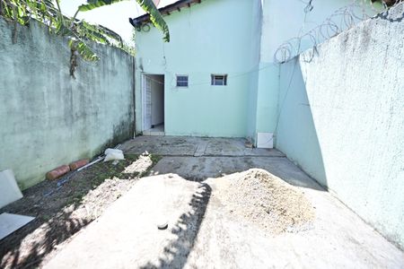 Casa para alugar com 1 quarto, 60m² em Setor Grajaú, Goiânia