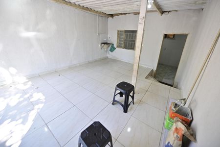 Casa para alugar com 2 quartos, 70m² em Setor Grajaú, Goiânia