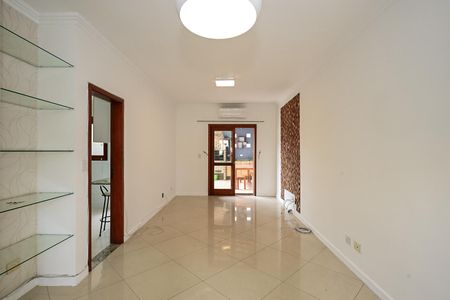 Sala de casa de condomínio para alugar com 3 quartos, 104m² em Parque Assuncao, Taboão da Serra