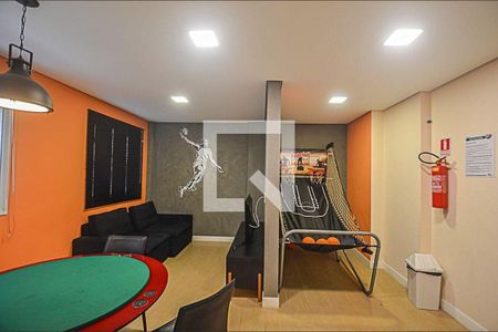 Apartamento para alugar com 38m², 2 quartos e sem vaga Apartamento para alugar com 38m², 2 quartos e sem vagaÁrea comum - Sala de Jogos