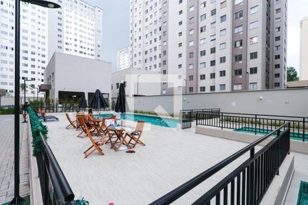 Apartamento para alugar com 38m², 2 quartos e sem vaga Apartamento para alugar com 38m², 2 quartos e sem vagaÁrea comum - Piscina