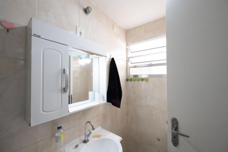 Casa à venda com 106m², 3 quartos e 1 vagaBanheiro Social 1