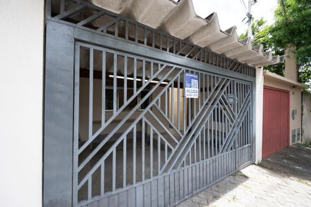 Casa à venda com 106m², 3 quartos e 1 vagaFachada