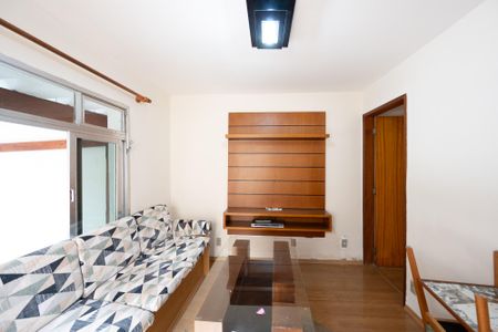 Casa à venda com 106m², 3 quartos e 1 vagaSala