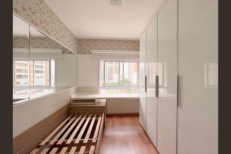 Apartamento à venda com 144m², 3 quartos e 3 vagasSuíte 2