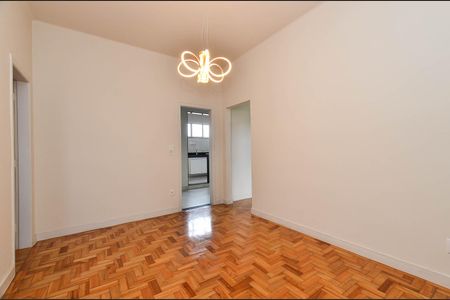 Casa para alugar com 80m², 2 quartos e sem vagaSala 