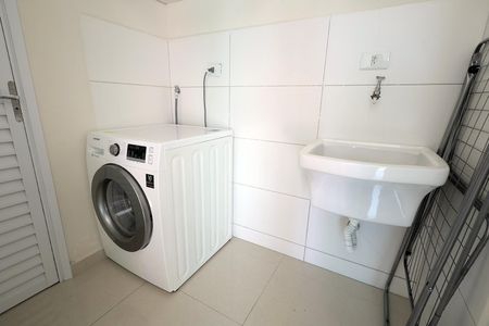 Apartamento à venda com 100m², 2 quartos e 2 vagas Apartamento à venda com 100m², 2 quartos e 2 vagasÁrea de Serviço