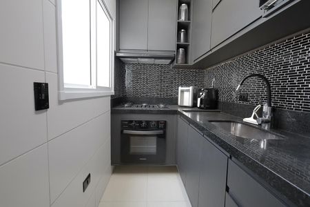 Apartamento à venda com 100m², 2 quartos e 2 vagas Apartamento à venda com 100m², 2 quartos e 2 vagasCozinha
