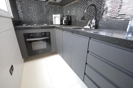 Apartamento à venda com 100m², 2 quartos e 2 vagas Apartamento à venda com 100m², 2 quartos e 2 vagasCozinha