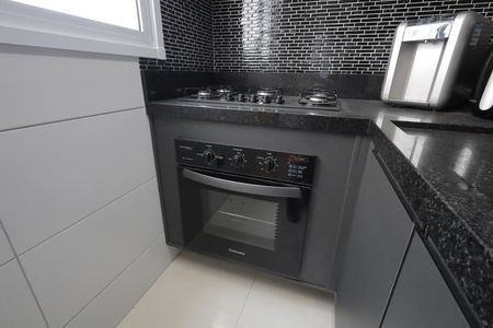 Apartamento à venda com 100m², 2 quartos e 2 vagas Apartamento à venda com 100m², 2 quartos e 2 vagasCozinha