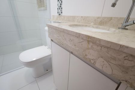 Apartamento à venda com 100m², 2 quartos e 2 vagas Apartamento à venda com 100m², 2 quartos e 2 vagasBanheiro