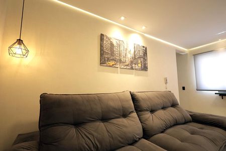Sala de apartamento à venda com 2 quartos, 100m² em Vila Homero Thon, Santo André