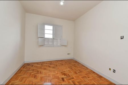 Sala de casa para alugar com 2 quartos, 100m² em Carlos Prates, Belo Horizonte
