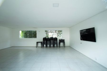 Apartamento para alugar com 45m², 2 quartos e 1 vagaÁrea comum - Salão de festas