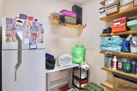 Apartamento à venda com 65m², 2 quartos e 2 vagas Apartamento à venda com 65m², 2 quartos e 2 vagasQuarto de Serviço