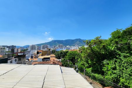 Apartamento à venda com 70m², 2 quartos e 1 vaga Apartamento à venda com 70m², 2 quartos e 1 vagaVista