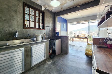 Apartamento à venda com 70m², 2 quartos e 1 vaga Apartamento à venda com 70m², 2 quartos e 1 vagaCozinha