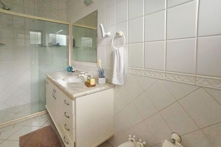 Apartamento para alugar com 205m², 3 quartos e 2 vagas Apartamento para alugar com 205m², 3 quartos e 2 vagasbanheiro da suíte 3
