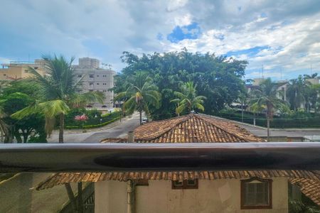 Apartamento para alugar com 205m², 3 quartos e 2 vagas Apartamento para alugar com 205m², 3 quartos e 2 vagasvaranda