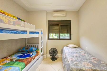 Apartamento para alugar com 205m², 3 quartos e 2 vagas Apartamento para alugar com 205m², 3 quartos e 2 vagasSuíte 1