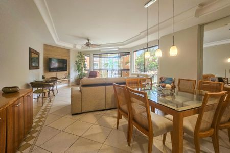 Apartamento para alugar com 205m², 3 quartos e 2 vagas Apartamento para alugar com 205m², 3 quartos e 2 vagasSala