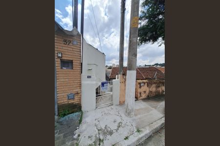 Casa para alugar com 55m², 1 quarto e sem vaga Casa para alugar com 55m², 1 quarto e sem vagaFachada