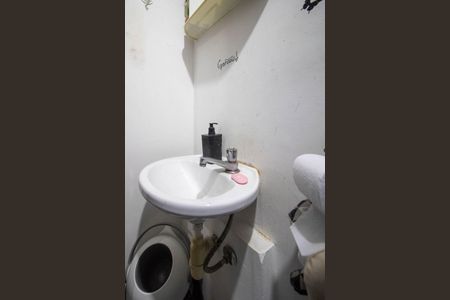 Apartamento à venda com 72m², 3 quartos e 2 vagas Apartamento à venda com 72m², 3 quartos e 2 vagasBanheiro Suíte