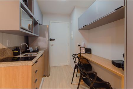 Cozinha de kitnet/studio à venda com 1 quarto, 30m² em Liberdade, São Paulo
