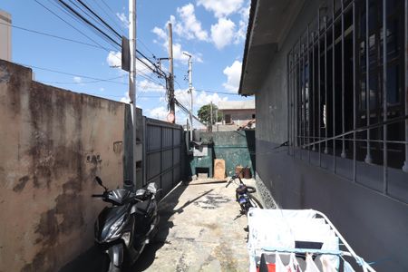 Casa à venda com 80m², 2 quartos e 2 vagasQuintal / Garagem 