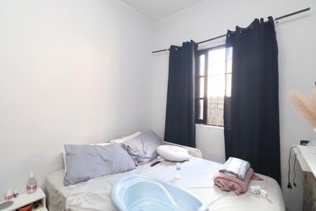 Casa à venda com 80m², 2 quartos e 2 vagasQuarto 2