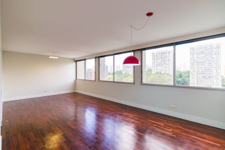 Apartamento à venda com 3 quartos, 140m² em Jardim Vazani, São Paulo