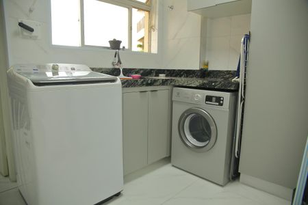 Apartamento à venda com 97m², 3 quartos e 1 vagaÁrea de Serviço