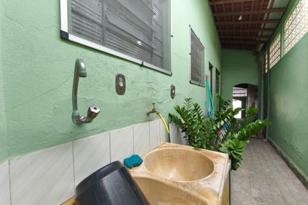 Casa à venda com 300m², 3 quartos e 3 vagasÁrea de Serviço