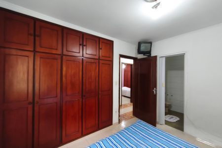 Casa à venda com 300m², 3 quartos e 3 vagasQuarto Suíte