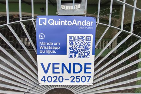 Casa à venda com 300m², 3 quartos e 3 vagasPLACA INSTALADA NA FACHADA