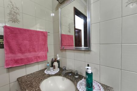 Casa à venda com 300m², 3 quartos e 3 vagasBanheiro Social