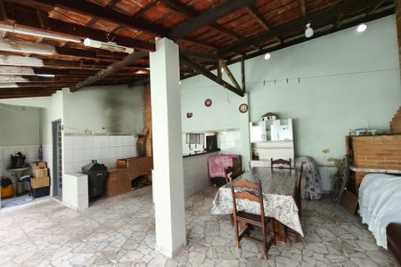 Casa à venda com 300m², 3 quartos e 3 vagasÁrea gourmet