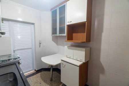 Apartamento para alugar com 67m², 2 quartos e 1 vaga Apartamento para alugar com 67m², 2 quartos e 1 vagaCozinha